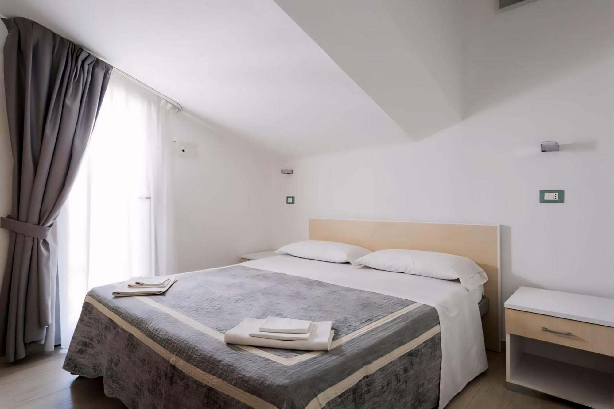 Le Rose & Bici House