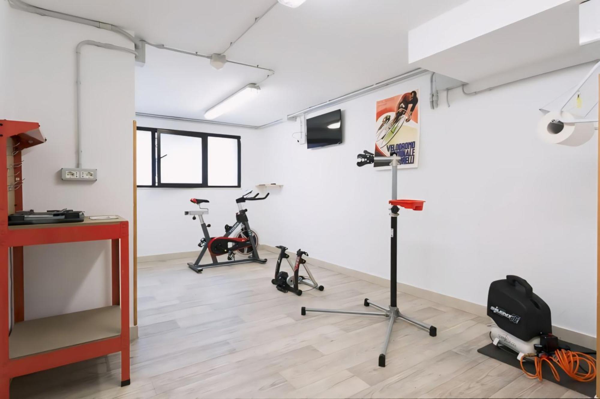 Le Rose & Bici House Cattolica